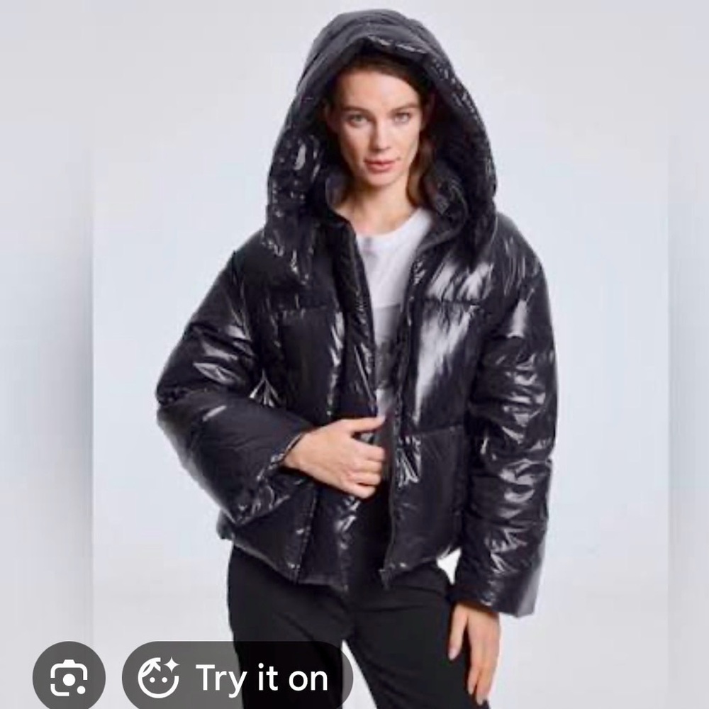 Lattelier Puffer Crop Jacket BLACK size s NWOT